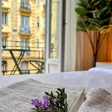 Sunshine Getaway - Stylish In The Heart Of Niza