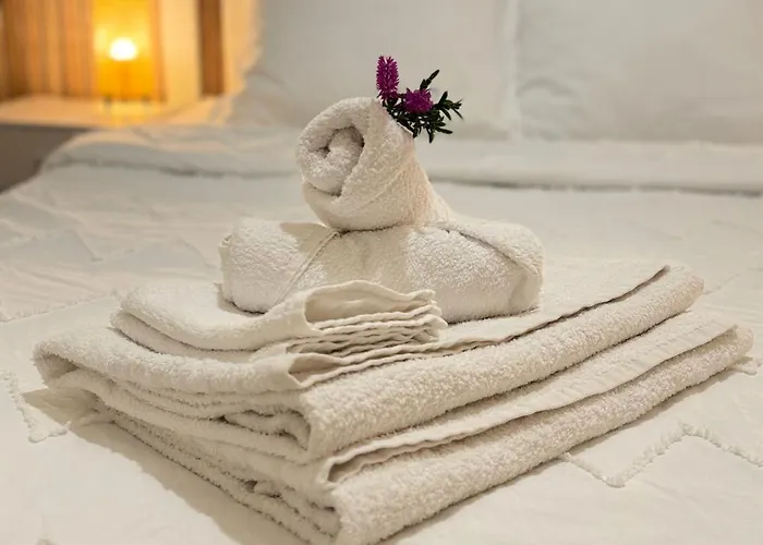 شقة Sunshine Getaway - Stylish In The Heart Of *