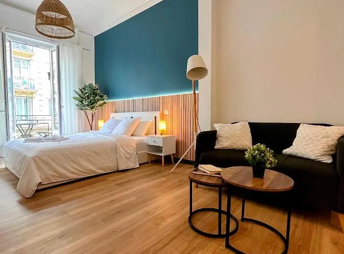 Lägenhet Sunshine Getaway - Stylish In The Heart Of *